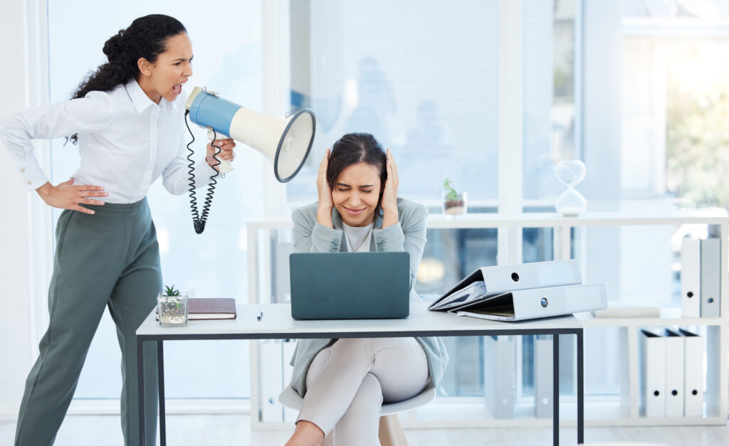How to point out inappropriate workplace behaviour​